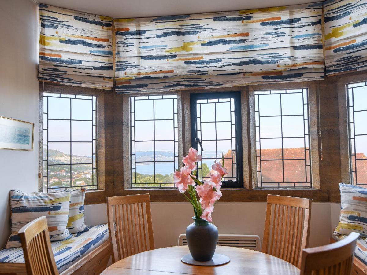 3 Coram Tower Apartment Lyme Regis Bagian luar foto